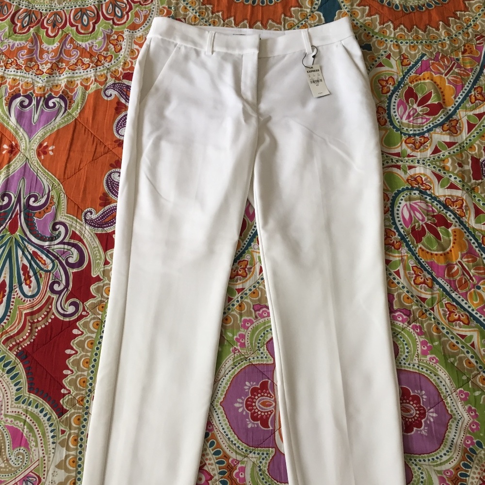 Express size 6R white Columnist Ankle Mid Rise